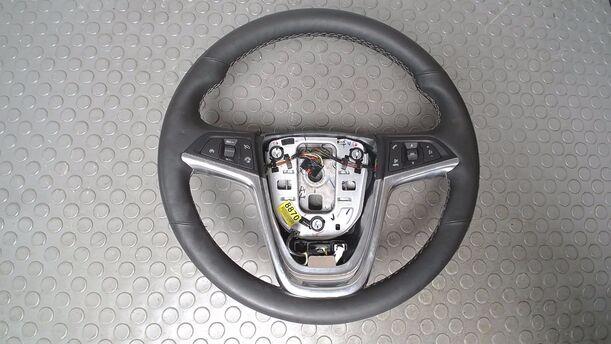 Foto: LEDERLENKRAD ( OHNE AIRBAG ) eines Opel Mokka 1.4 Turbo ecoFLEX Start/Stop SX