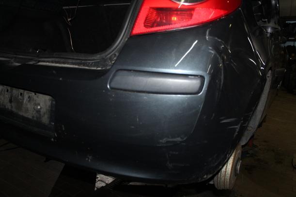 Foto: STOSSFÄNGER / STOSSSTANGE HINTEN eines Renault Clio 1.5 dCi SX