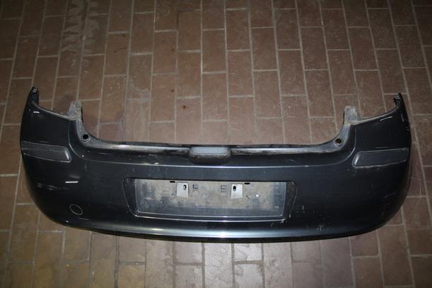 Foto: STOSSFÄNGER / STOSSSTANGE HINTEN eines Renault Clio 1.5 dCi SX