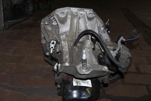 Foto: SCHALTGETRIEBE 5-GANG (UNGEPRÜFT) JR5124 eines Renault Clio 1.5 dCi SX