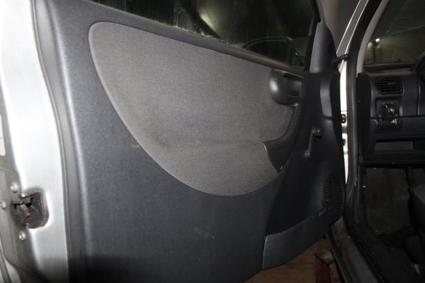 Foto: TÜR LINKS ( 2/3 TÜRER ) eines Opel Corsa 1.0 12V SX