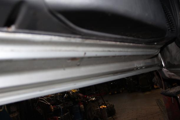 Foto: TÜR LINKS ( 2/3 TÜRER ) eines Opel Corsa 1.0 12V SX