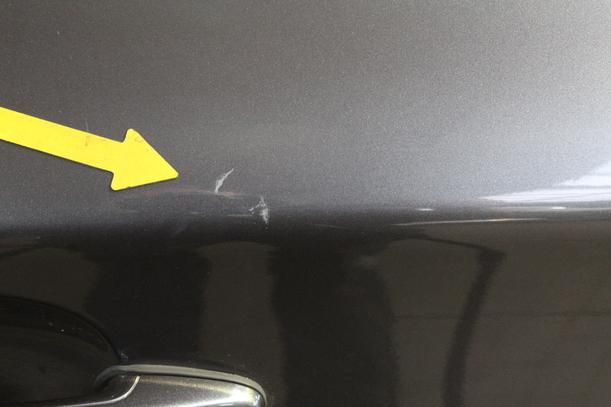 Foto: TÜR VORN RECHTS ( 4/5 TÜRER ) eines BMW 116i SX