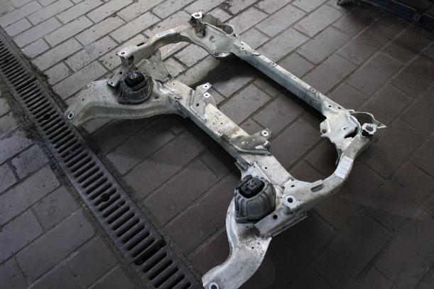 Foto: VORDERACHSE/ ACHSE VORN eines BMW 116i SX