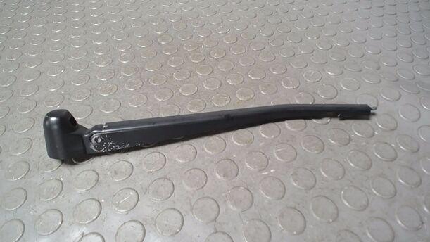 Foto: SCHEIBENWISCHERARM HINTEN eines BMW 116i SX