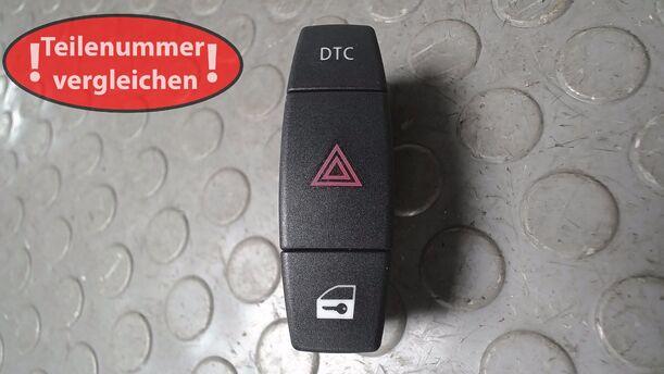 Foto: SCHALTER WARNBLINKANLAGE eines BMW 116i SX
