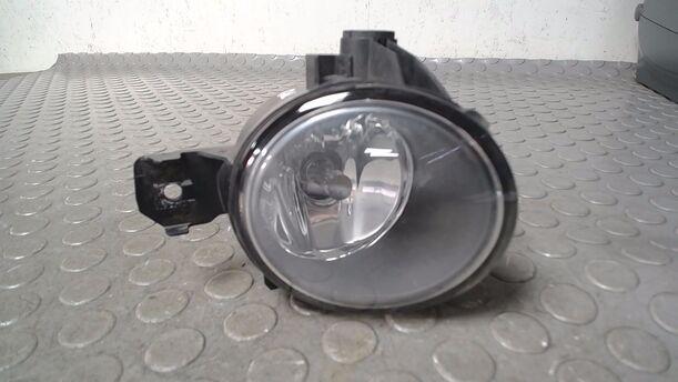 Foto: NEBELSCHEINWERFER RECHTS ( VALEO ) eines BMW 116i SX
