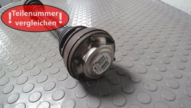Foto: ANTRIEBSWELLE HINTEN LINKS ( SCHALTGETRIEBE ) eines BMW 116i SX