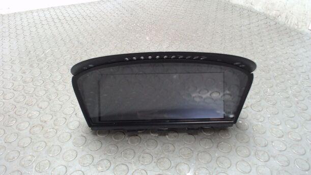 Foto: TACHOEINHEIT / KOMBIINSTRUMENT eines BMW 320d DPF Touring GL