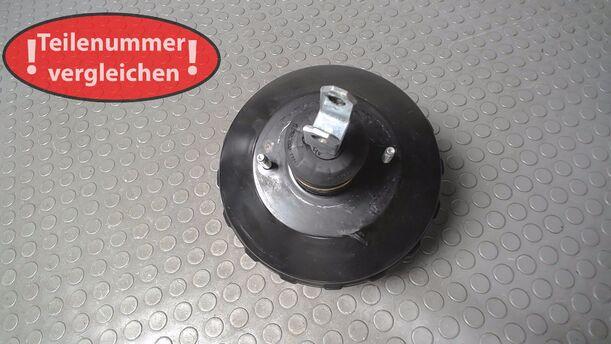 Foto: BREMSKRAFTVERSTÄRKER eines BMW 116i GL