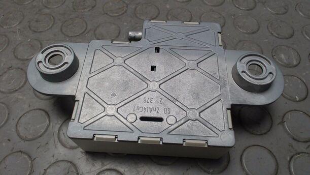 Foto: ANTENNENVERSTÄRKER / GSM NOTFALL ANTENNE eines BMW 320d DPF Touring GL