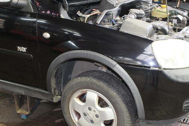 Foto: KOTFLÜGEL RECHTS eines Opel Corsa 1.0 12V GL