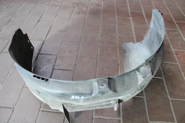 Foto: RADHAUSSCHALE/ INNENRADHAUS VORN LINKS eines Opel Corsa 1.0 12V GL