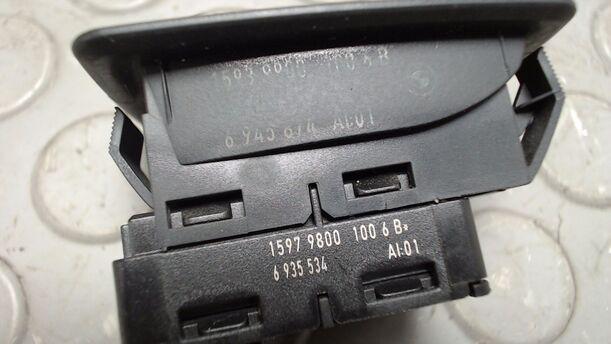 Foto: FENSTERHEBERSCHALTER eines BMW 320d DPF Touring GL