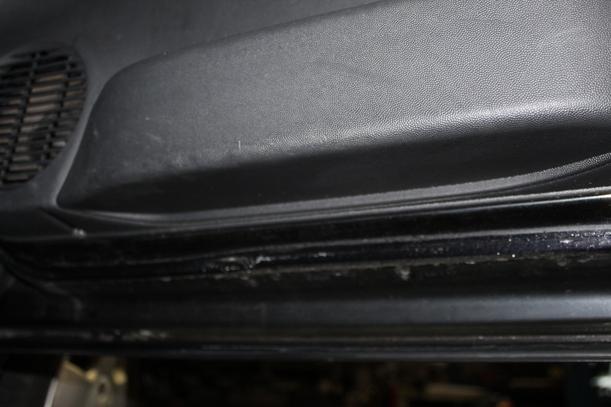 Foto: TÜR RECHTS ( 2/3 TÜRER ) eines Opel Corsa 1.0 12V GL