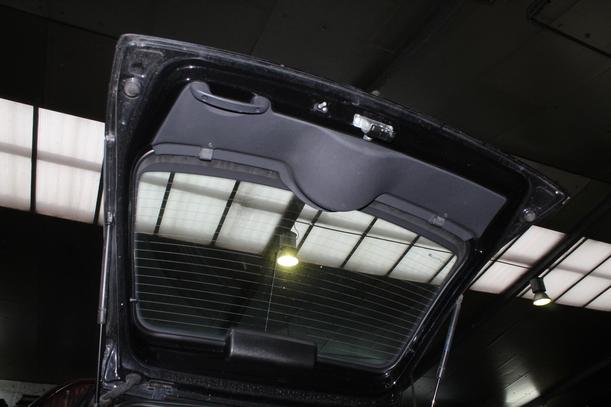 Foto: HECKKLAPPE/ HECKDECKEL eines Opel Corsa 1.0 12V GL