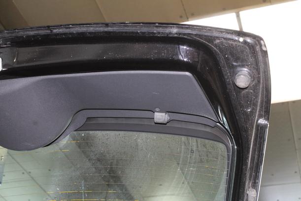 Foto: HECKKLAPPE/ HECKDECKEL eines Opel Corsa 1.0 12V GL