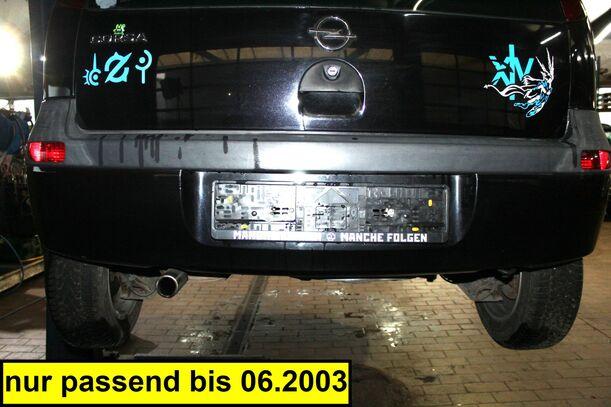 Foto: STOSSFÄNGER/ STOßSTANGE HINTEN ( VOR FACELIFT ) eines Opel Corsa 1.0 12V GL