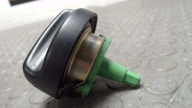 Foto: TANKVERSCHLUSS eines BMW 320d DPF Touring GL