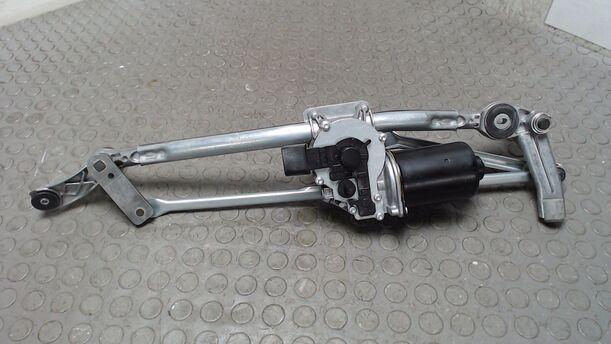 Foto: SCHEIBENWISCHERMOTOR VORN eines BMW 320d DPF Touring GL