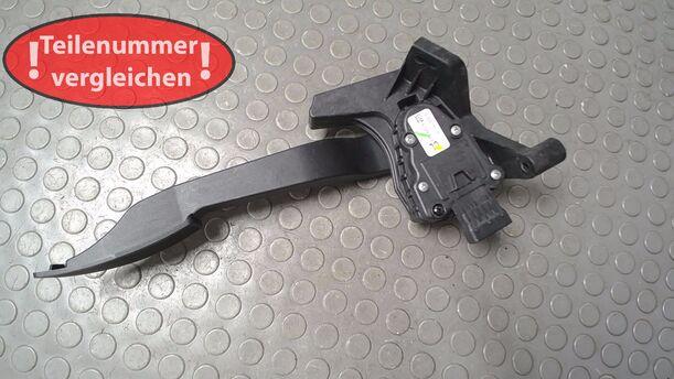 Foto: GASPEDAL eines Opel Corsa 1.0 12V GL