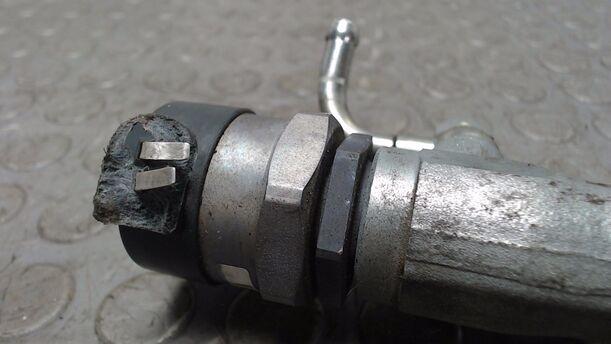 Foto: VERTEILERROHR / KRAFTSTOFFVERTEILER eines BMW 320d DPF Touring GL