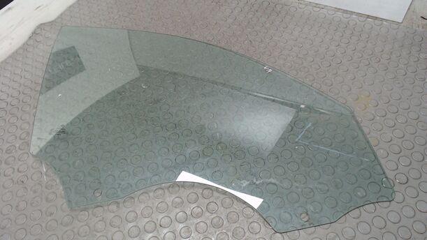 Foto: SEITENSCHEIBE VORN RECHTS eines BMW 320d DPF Touring GL