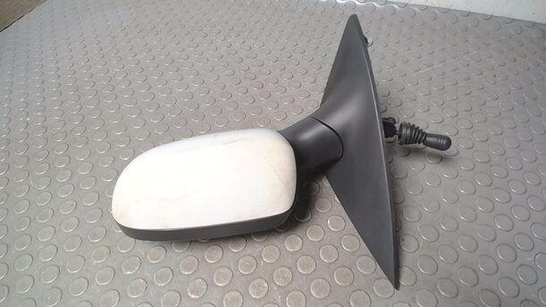 Foto: AUSSENSPIEGEL MECHANISCH VERSTELLBAR LINKS eines Opel Corsa 1.0 12V GL