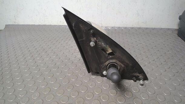 Foto: AUSSENSPIEGEL MECHANISCH VERSTELLBAR LINKS eines Opel Corsa 1.0 12V GL