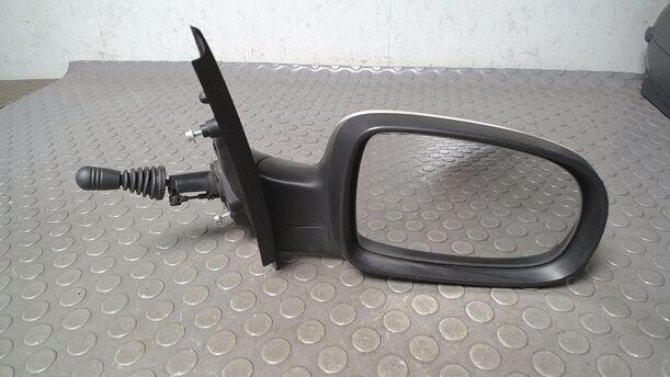 Foto: AUSSENSPIEGEL MECHANISCH VERSTELLBAR RECHTS eines Opel Corsa 1.0 12V GL