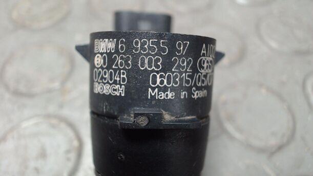 Foto: ABSTANDSSENSOR / PDC / ULTRASCHALLSENSOR eines BMW 320d DPF Touring GL