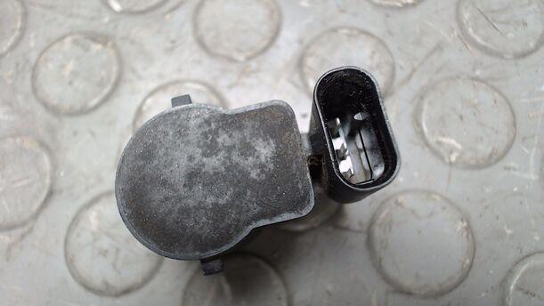 Foto: ABSTANDSSENSOR / PDC / ULTRASCHALLSENSOR eines BMW 320d DPF Touring GL