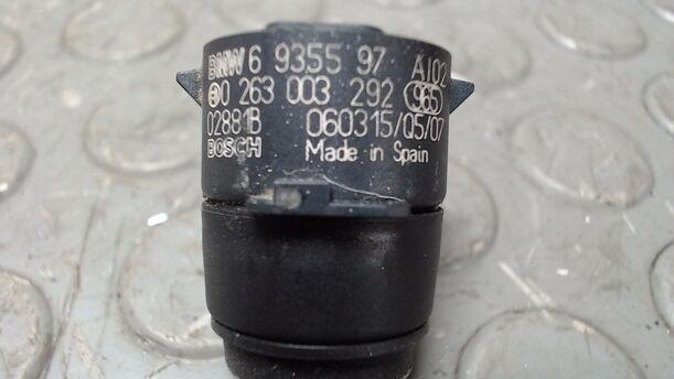 Foto: ABSTANDSSENSOR / PDC / ULTRASCHALLSENSOR eines BMW 320d DPF Touring GL
