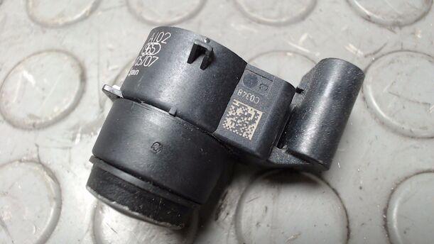 Foto: ABSTANDSSENSOR / PDC / ULTRASCHALLSENSOR eines BMW 320d DPF Touring GL
