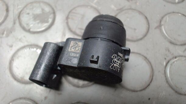 Foto: ABSTANDSSENSOR / PDC / ULTRASCHALLSENSOR eines BMW 320d DPF Touring GL