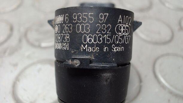 Foto: ABSTANDSSENSOR / PDC / ULTRASCHALLSENSOR eines BMW 320d DPF Touring GL