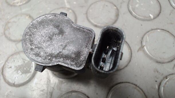 Foto: ABSTANDSSENSOR / PDC / ULTRASCHALLSENSOR eines BMW 320d DPF Touring GL