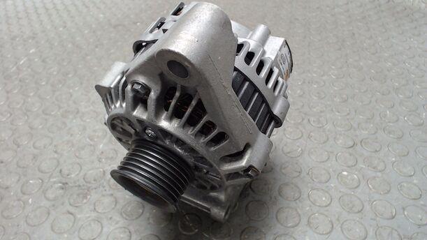 Foto: LICHTMASCHINE ( 90A ) eines Ford Fiesta 1.4 GL