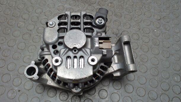 Foto: LICHTMASCHINE ( 90A ) eines Ford Fiesta 1.4 GL