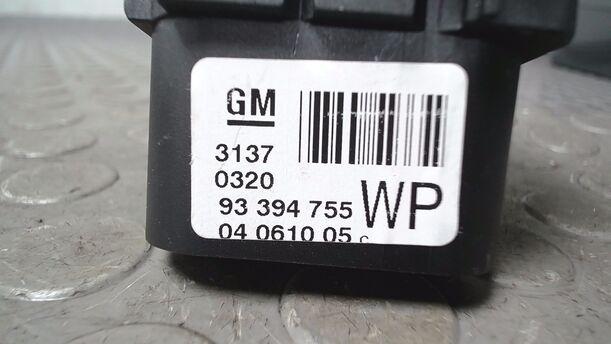 Foto: LICHTSCHALTER ( NEBELSCHEINWERFER ) eines Opel Meriva 1.6 16V GL