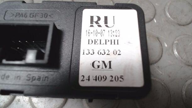 Foto: FENSTERHEBERSCHALTER eines Opel Meriva 1.6 16V GL