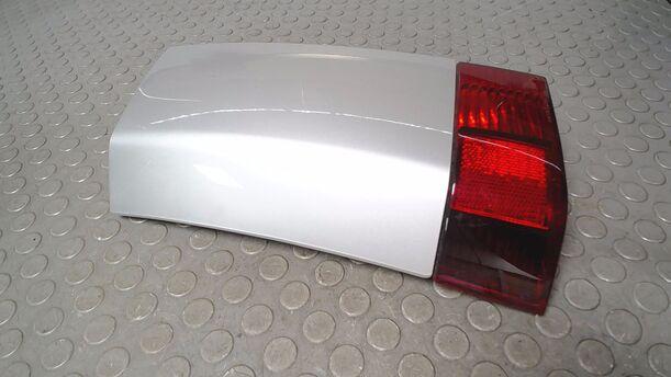 Foto: NEBELSCHLUSSLEUCHTE/ BLENDE HINTEN LINKS eines Opel Meriva 1.6 16V GL