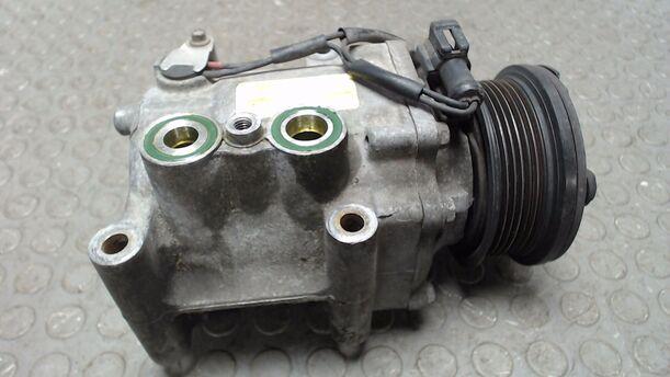 Foto: KLIMAKOMPRESSOR eines Ford Fiesta 1.4 GL