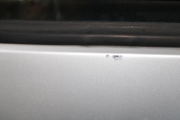 Foto: TÜR HINTEN LINKS ( LIMOUSINE ) eines VW Golf 1.4 GL