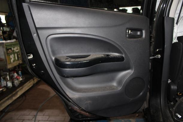 Foto: TÜR HINTEN LINKS eines Mitsubishi Space Star 1.2 Clear Tec GL