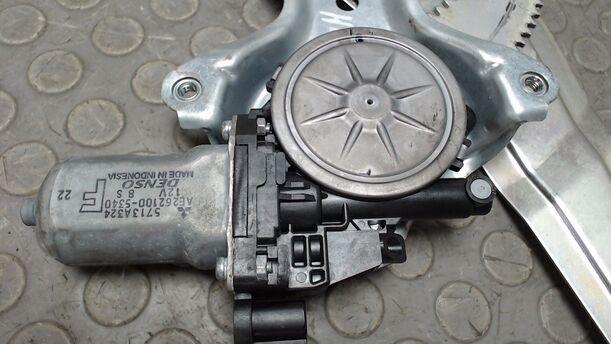 Foto: FENSTERHEBER HINTEN LINK ELEKTRISCH eines Mitsubishi Space Star 1.2 Clear Tec GL