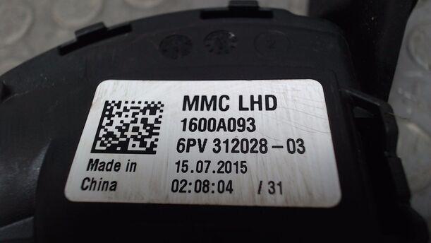 Foto: GASPEDAL ( SCHALTGETRIEBE ) eines Mitsubishi Space Star 1.2 Clear Tec GL