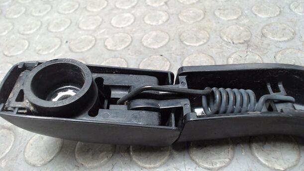 Foto: SCHEIBENWISCHERARM HINTEN eines Mitsubishi Space Star 1.2 Clear Tec GL