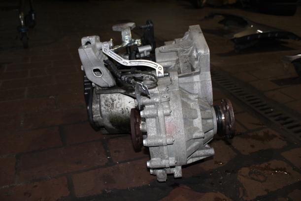 Foto: SCHALTGETRIEBE ( KBL ) eines VW Golf Plus 1.9 TDI GL