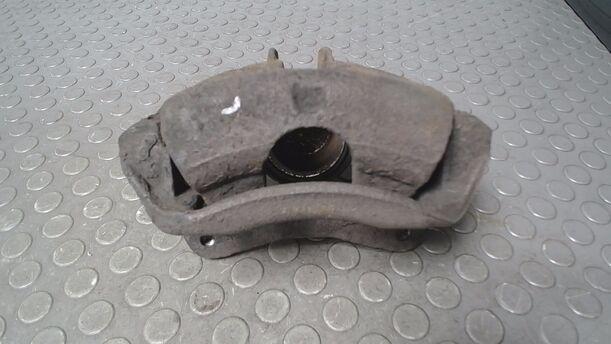 Foto: BREMSSATTEL VORN LINKS ( LUCAS ) eines Volvo V40 1.9 D GL
